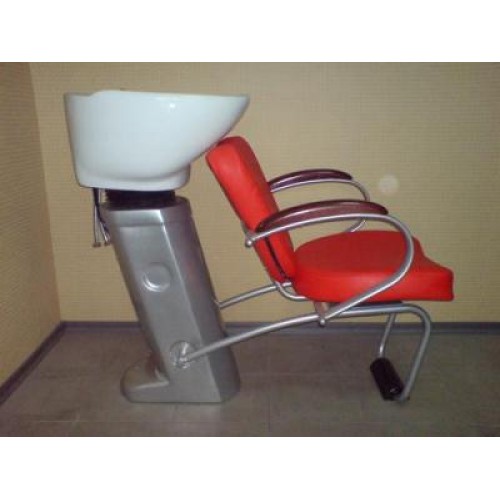 Chair-washing M00714