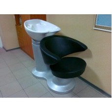 Chair-washing M00818