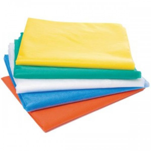 Disposable cover for the couch spun bond color